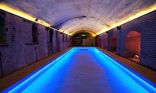 Het waterbassin in het fort