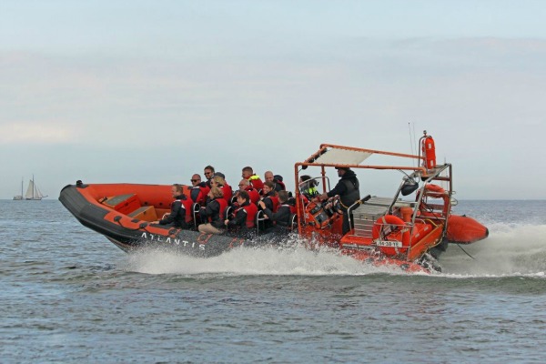 RIB varen naar Volendam