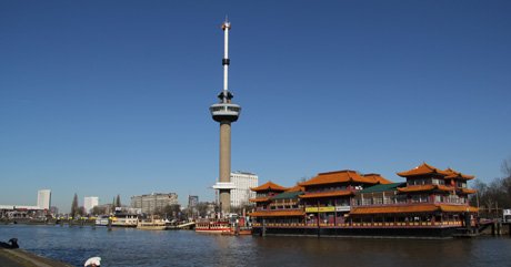 vergaderen met uitzicht op het water - op grote hoogte